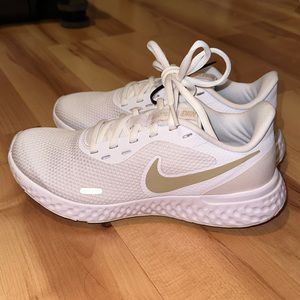 Nike Revolution Athletic Shoes